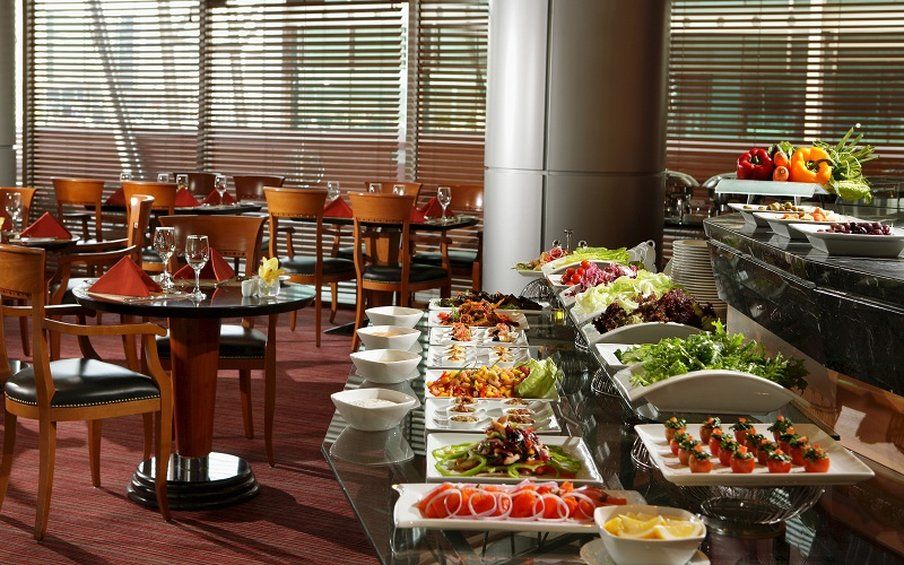 J5 Hotels - Port Saeed Dubai Restaurang bild